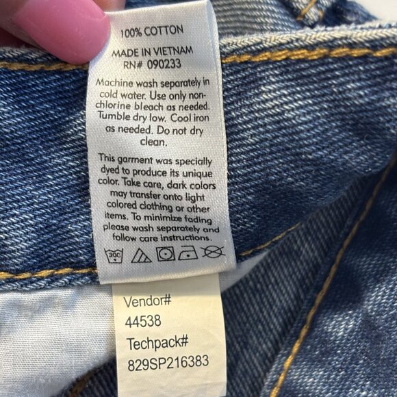 PacSun Womens Mom High-Waisted Denim Shorts Size 28 Light Wash - Picture 7 of 10